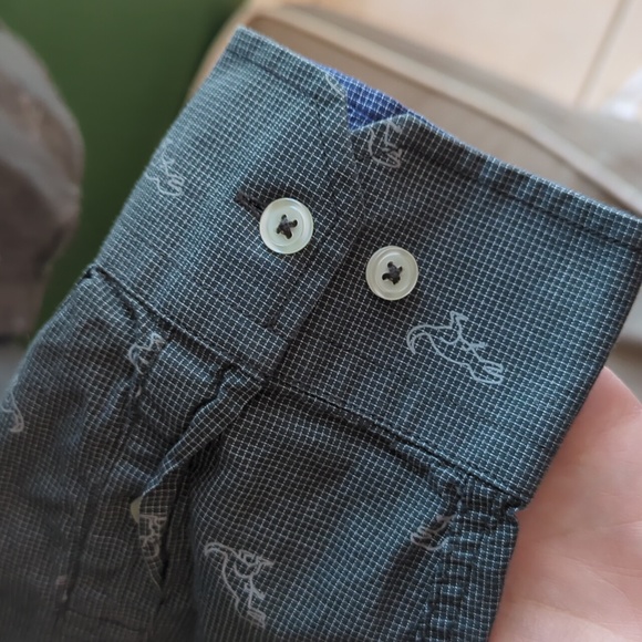 Button down shirt dinosaur prints - Picture 4 of 4